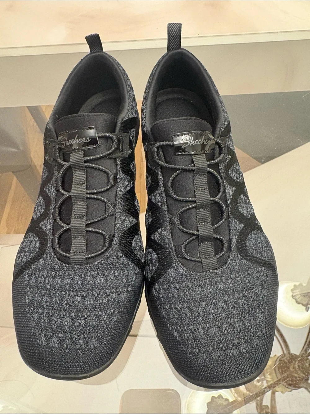 Skechers Air-Cooled Memory Foam Relaxed Fit Black Shoes Sneakers Size 8.5